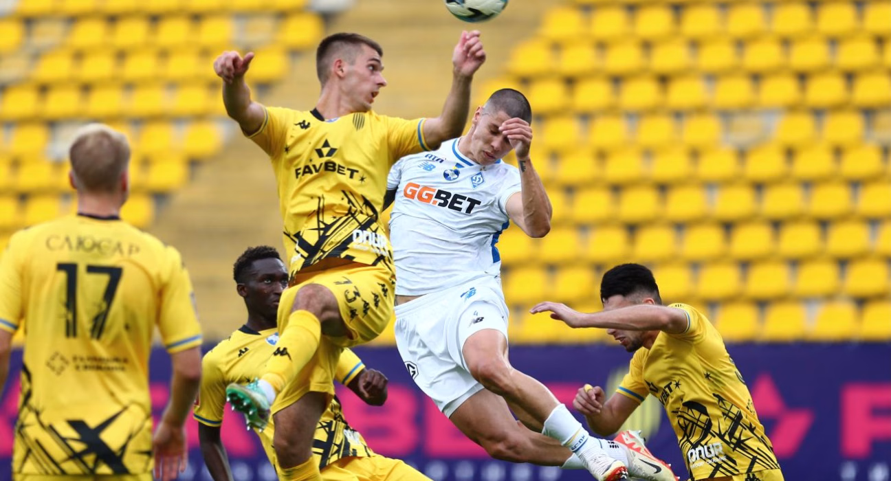 Тріумф Динамо і запекле протистояння Шахтаря: найкращі моменти другого туру УПЛ (відео)