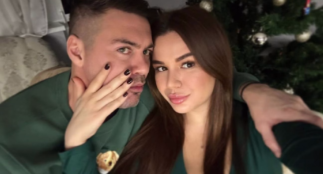 Мілевський у стилі Роналду: колишній футболіст оригінально запропонував руку і серце своєї обраниці