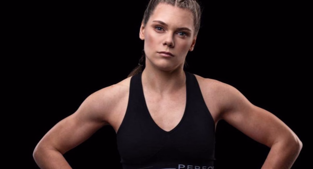 "Прямо біля дверей мого дому": боксерка Статкевич зафіксувала прибуття в столицю