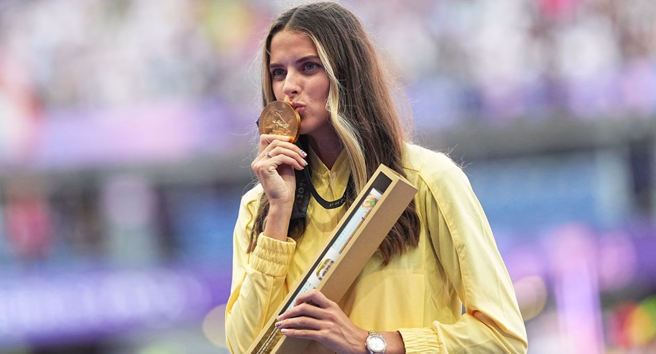 Магучих тріумфально повернулася з Парижа: рік потому після олімпійського золота