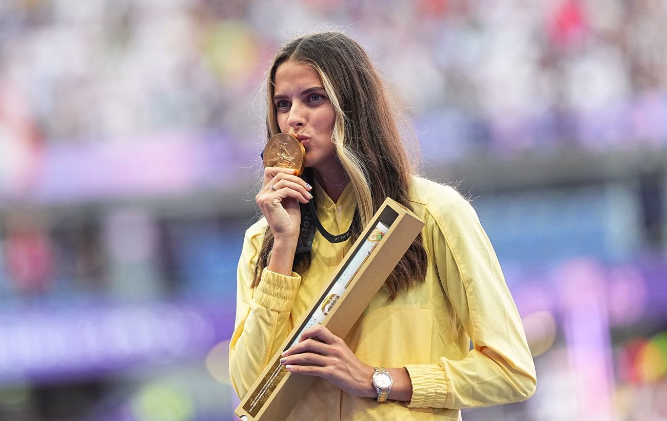 Магучих тріумфально повернулася з Парижа: рік потому після олімпійського золота