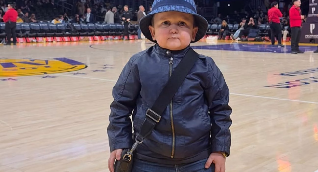 «Барселона» запросила росіянина на відкриття «Камп Ноу»: шанувальники в здивуванні та протесті.