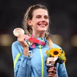 Як вийти з боргової ями?