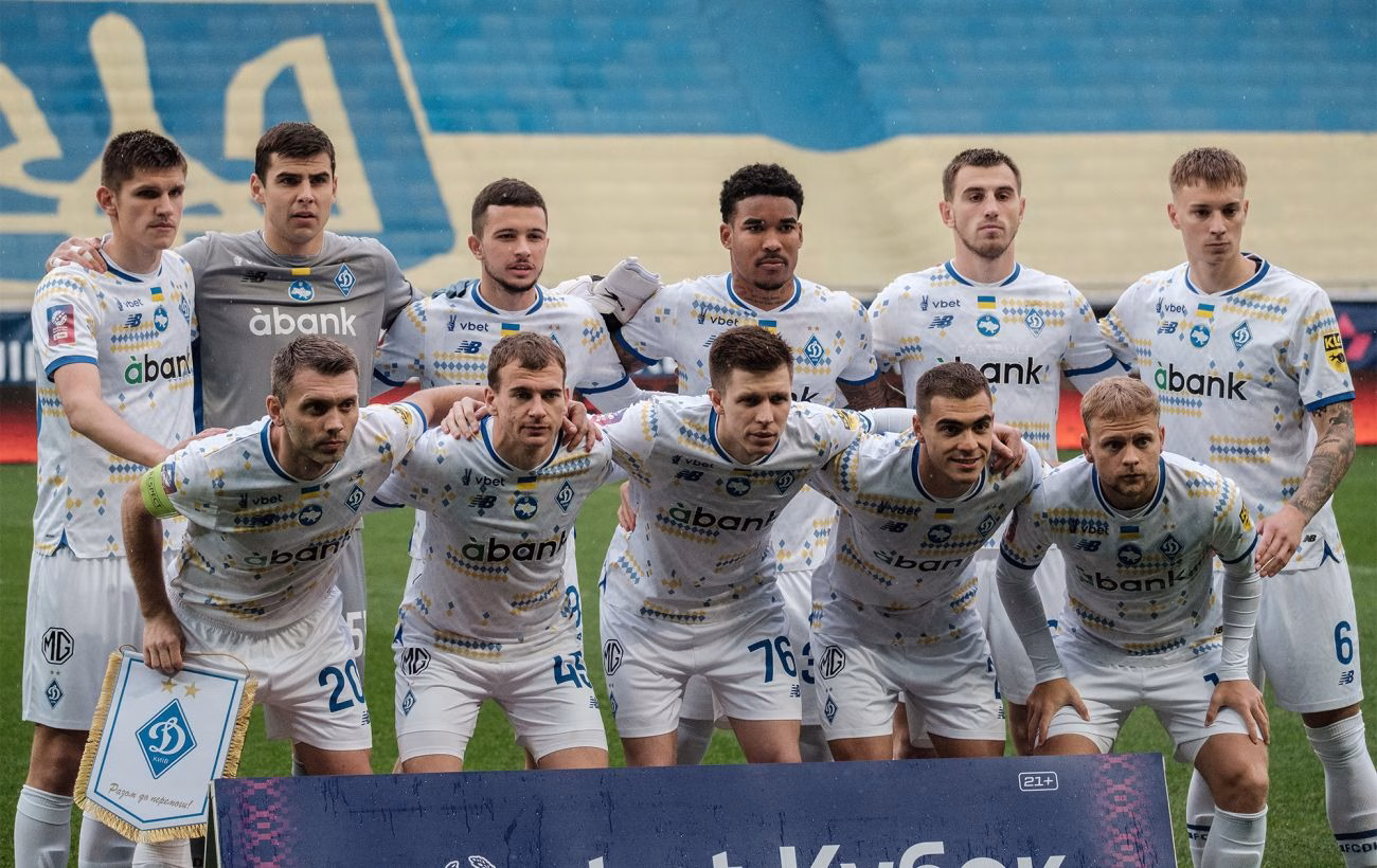 Київське "Динамо" представило сенсаційну заявку на Лігу конференцій 2025/26: розкрито всіх новачків та їхні ролі в команді.