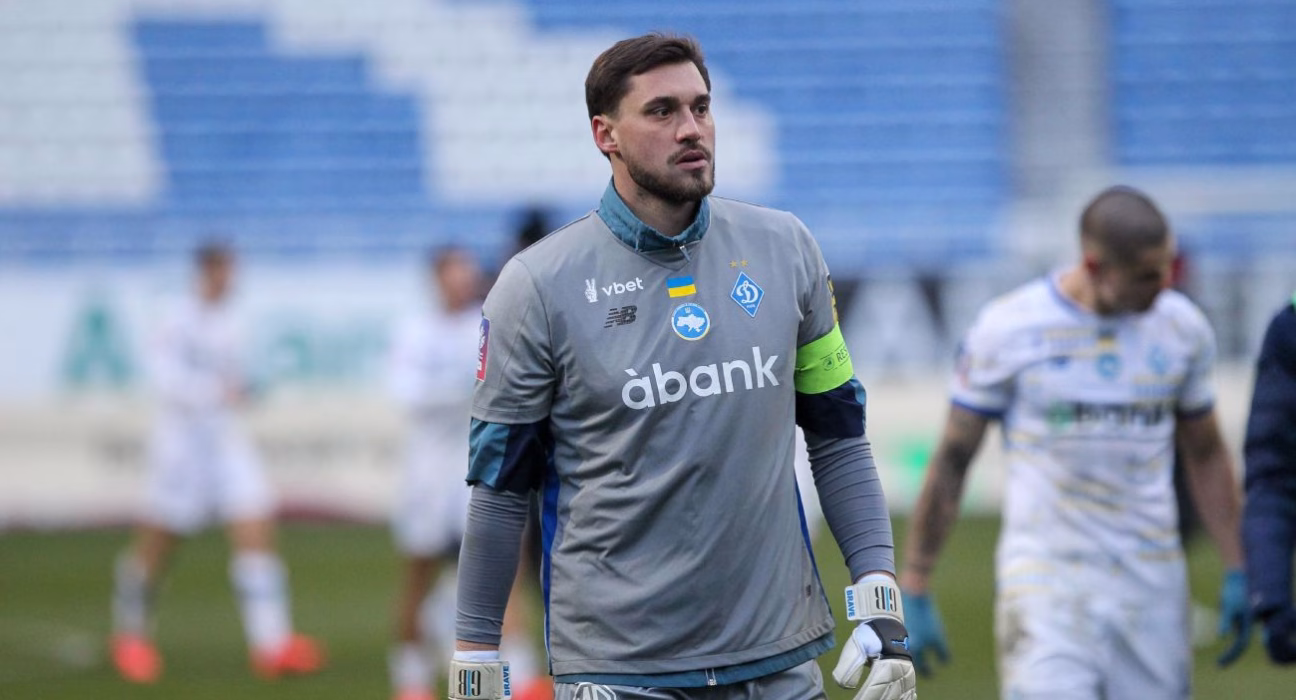 Бущан знову в УПЛ: воротар поповнив ряди суперника "Динамо"